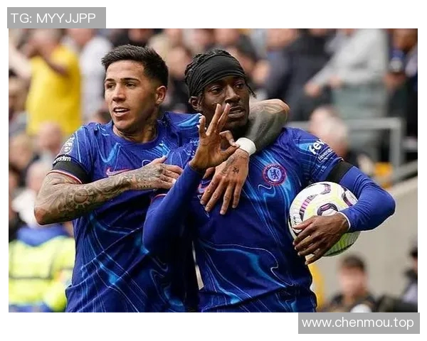 球员社媒热帖：最新动态与粉丝互动