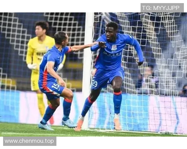 超级对决引爆焦点足球八卦大战成赛场最火热话题 超级对决引爆焦点足球八卦大战成赛场最火热话题